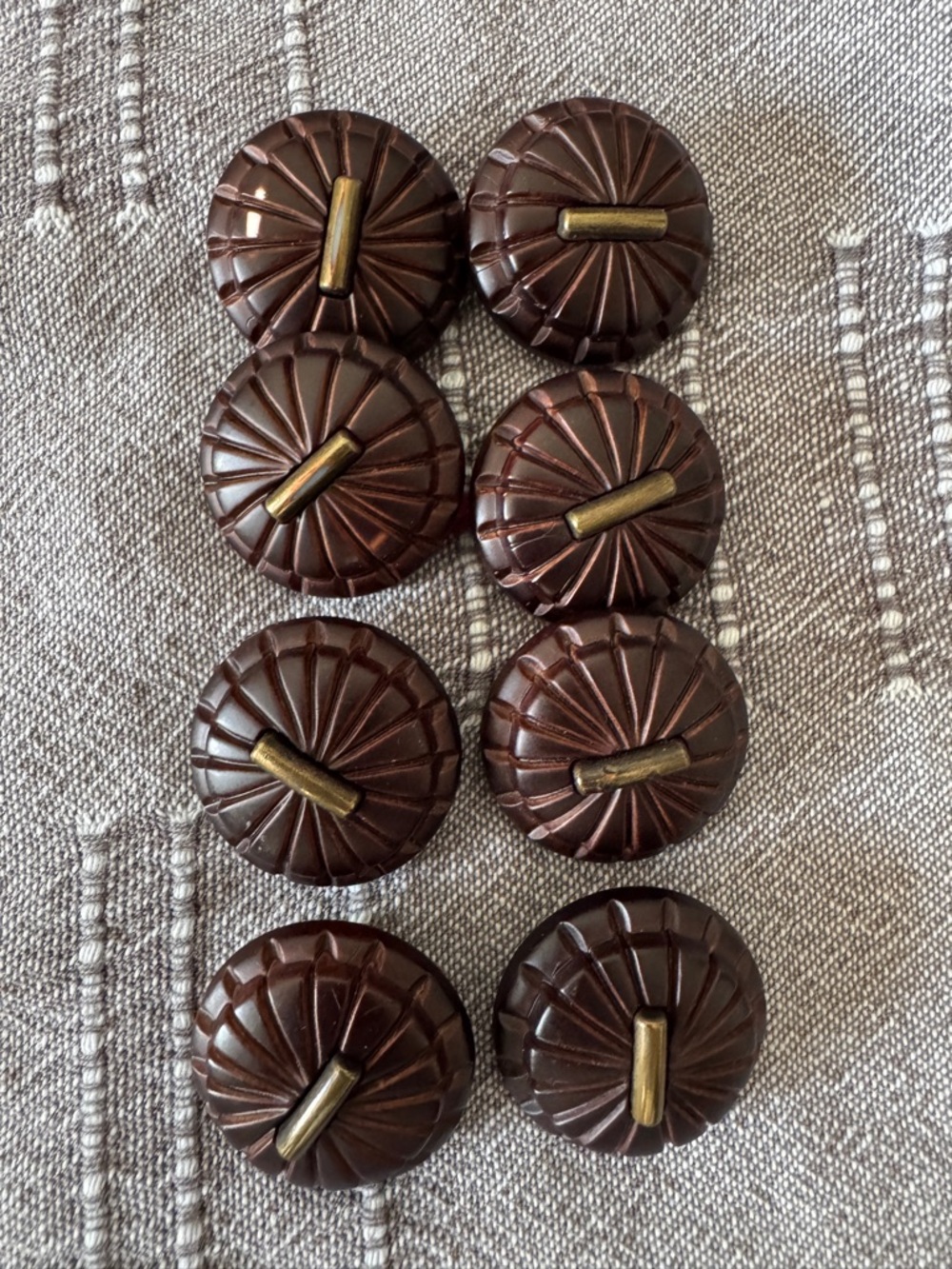 Vintage Set of 8 Ralph Lauren Brown Plastic Buttons with Brass Accent (READ)